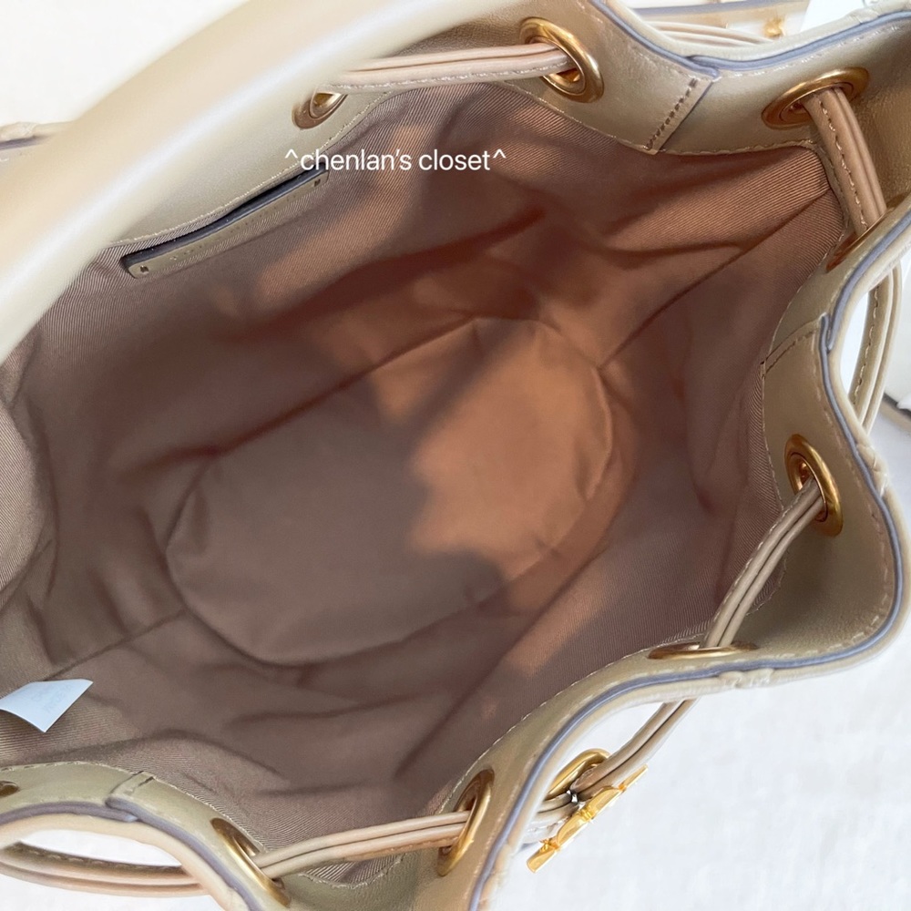 🔥NeW! Tory Burch Soft Fleming Bucket Bag - Picture 9 of 15